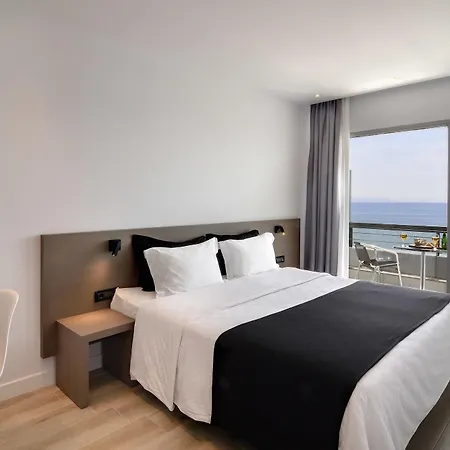 Poseidon Hotel 3*